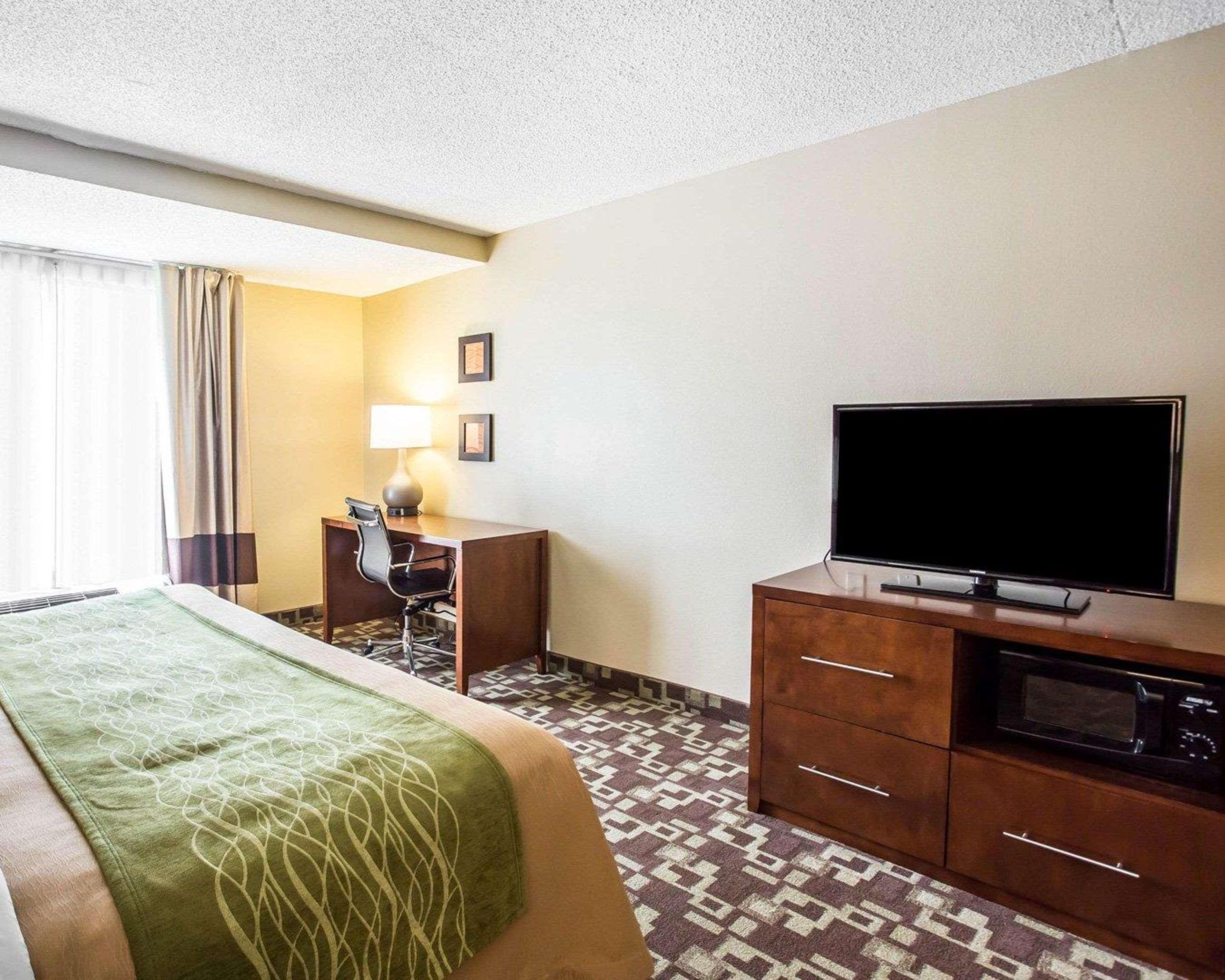 Comfort Inn & Suites Walterboro I-95 Exterior photo
