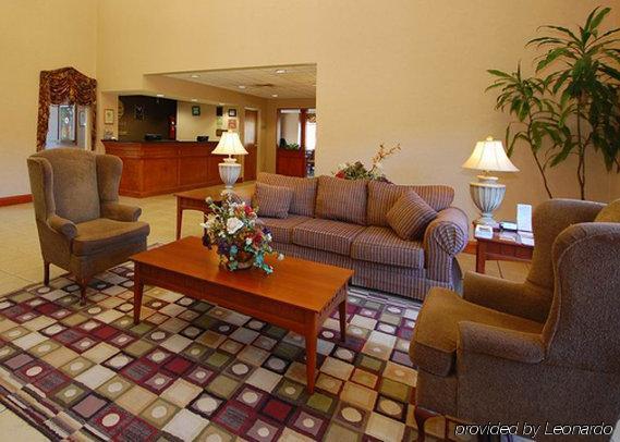 Comfort Inn & Suites Walterboro I-95 Interior photo